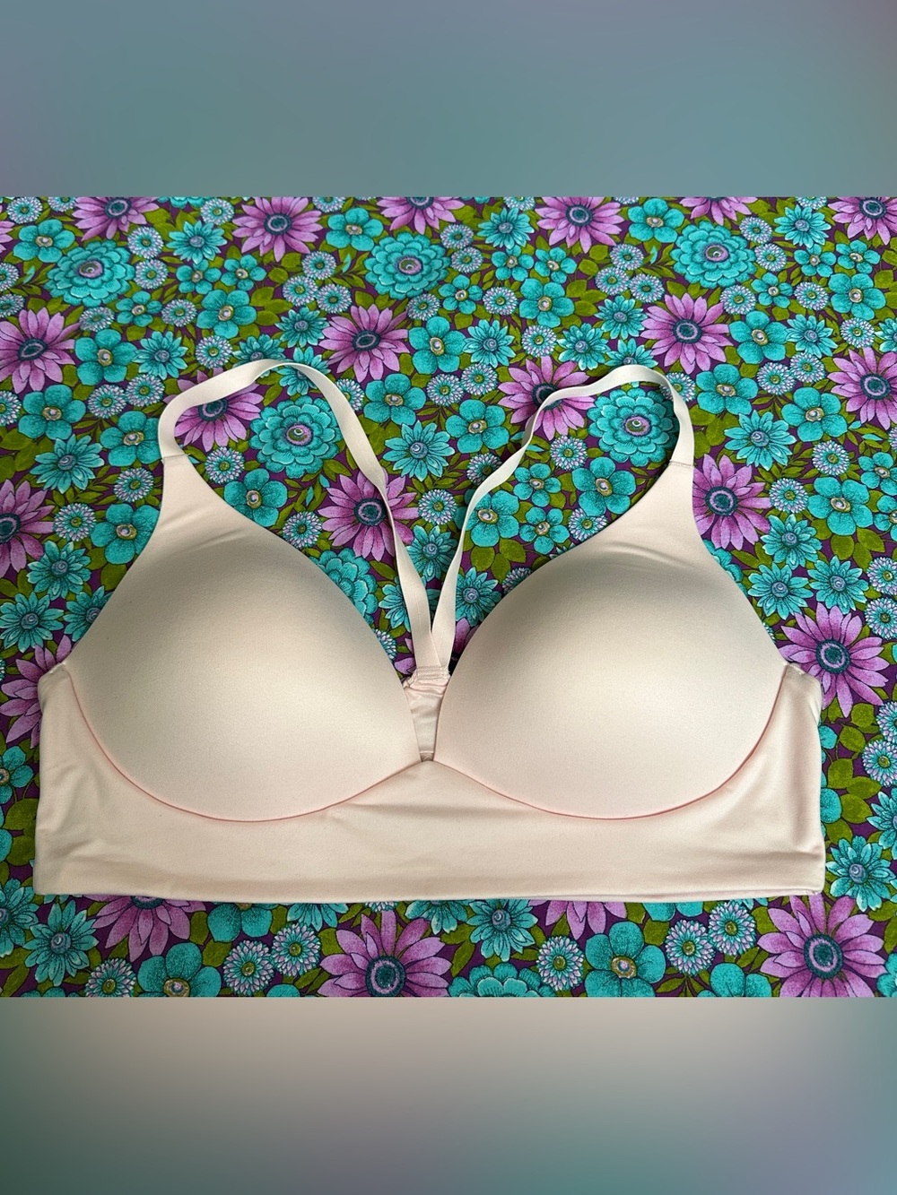 Victoria's Secret Blush Pink Seamless T-Shirt Bra